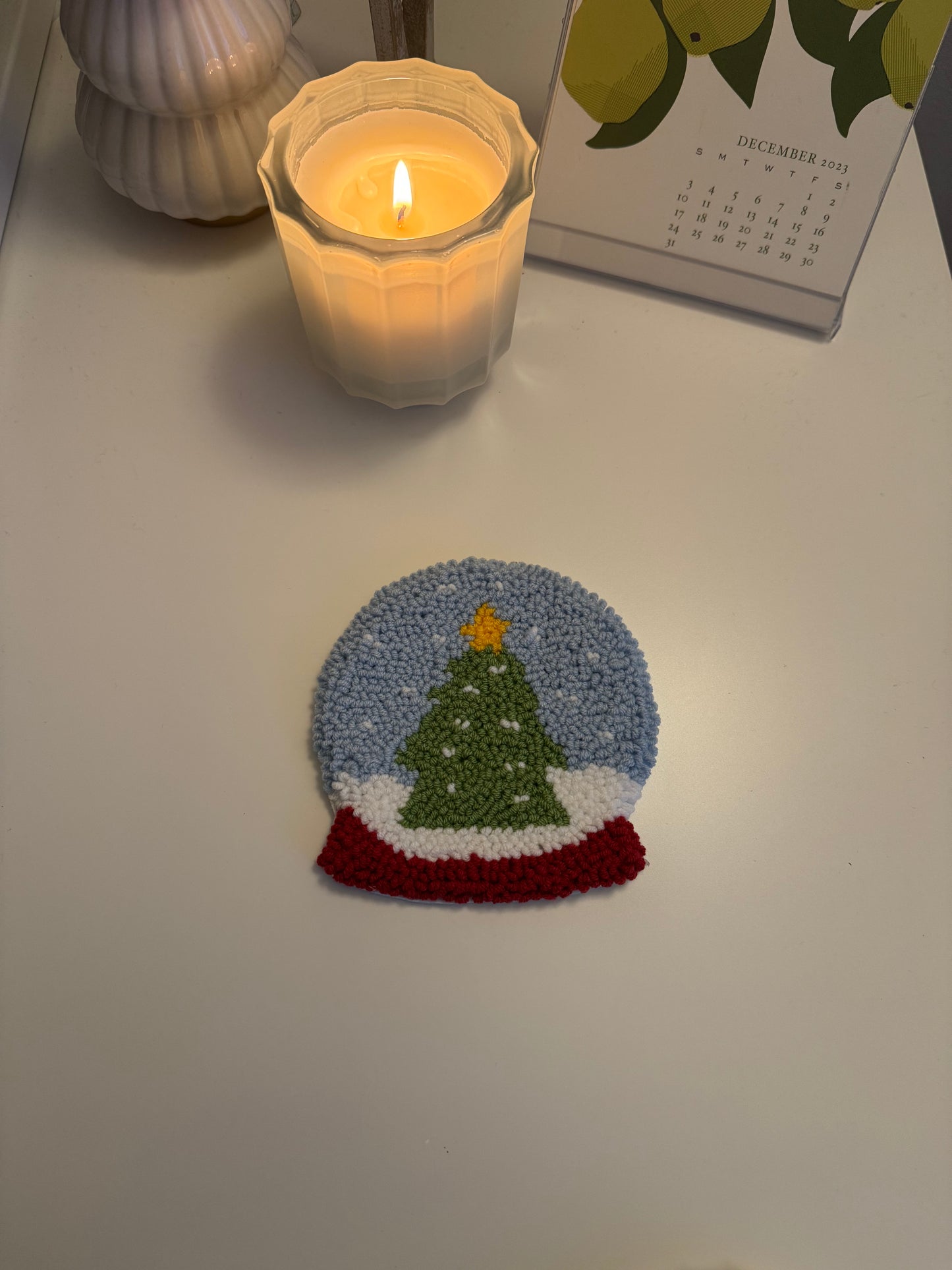 Snow Globe Mug Rug