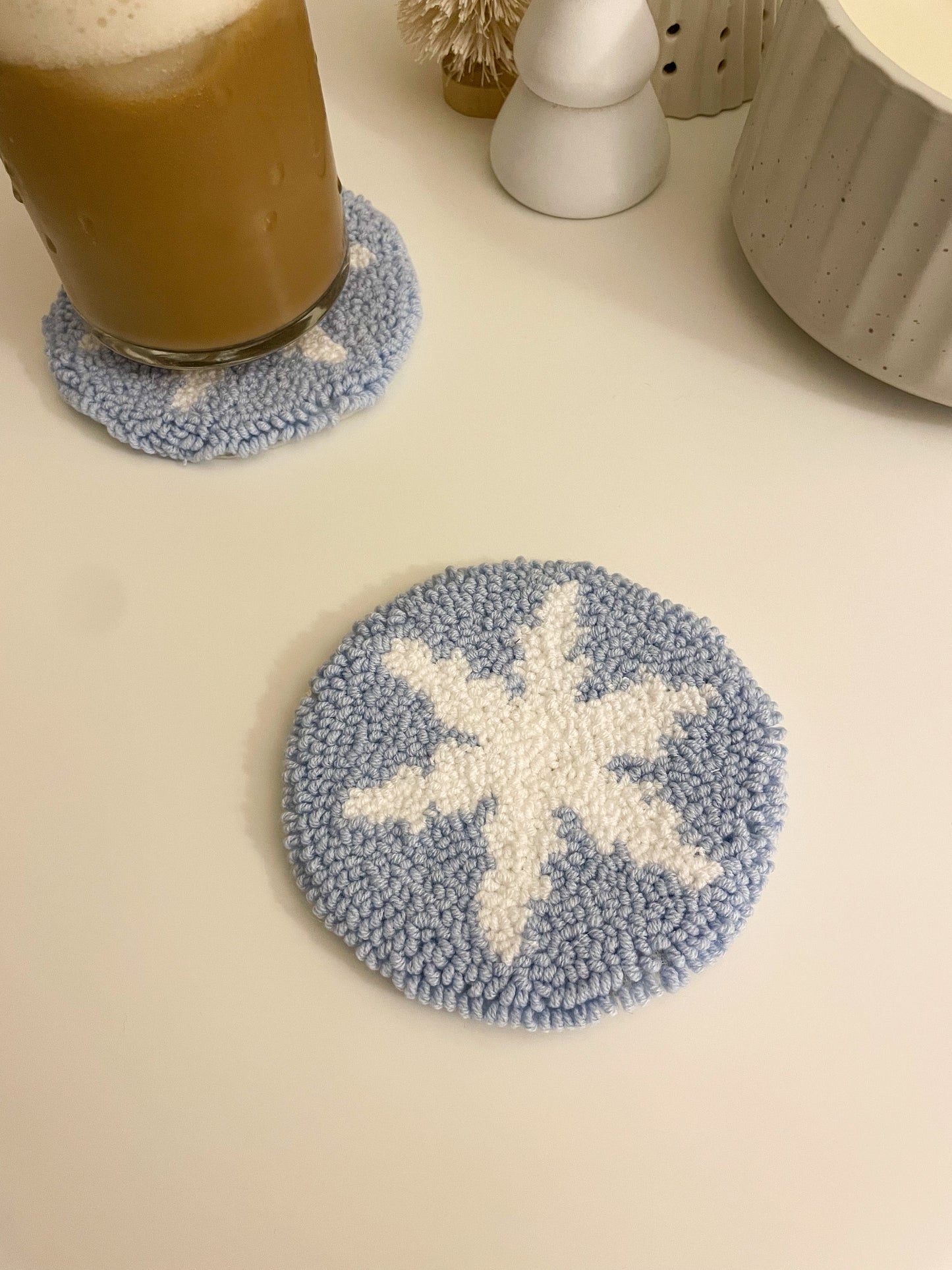 Snowflake Mug Rugs